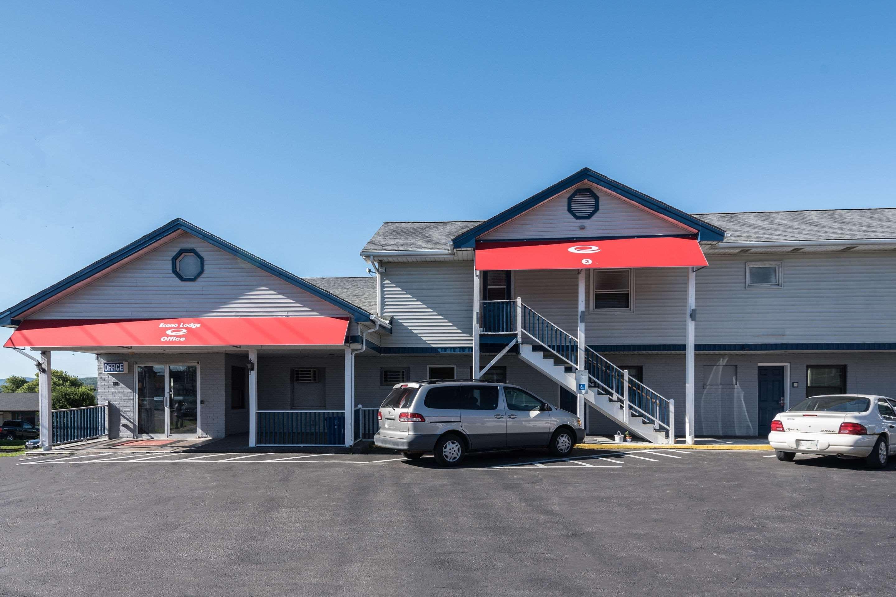 Econo Lodge Rutland City Near Hwy 7 Экстерьер фото