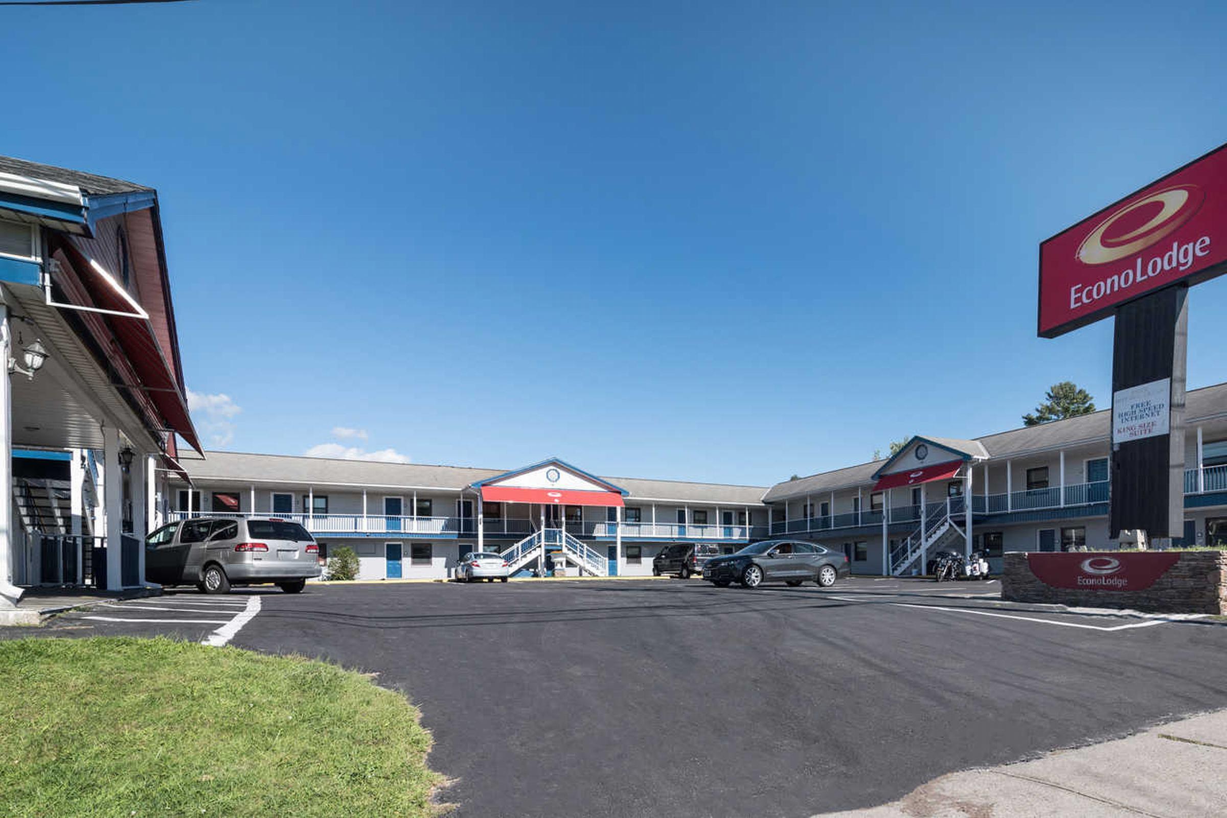 Econo Lodge Rutland City Near Hwy 7 Экстерьер фото