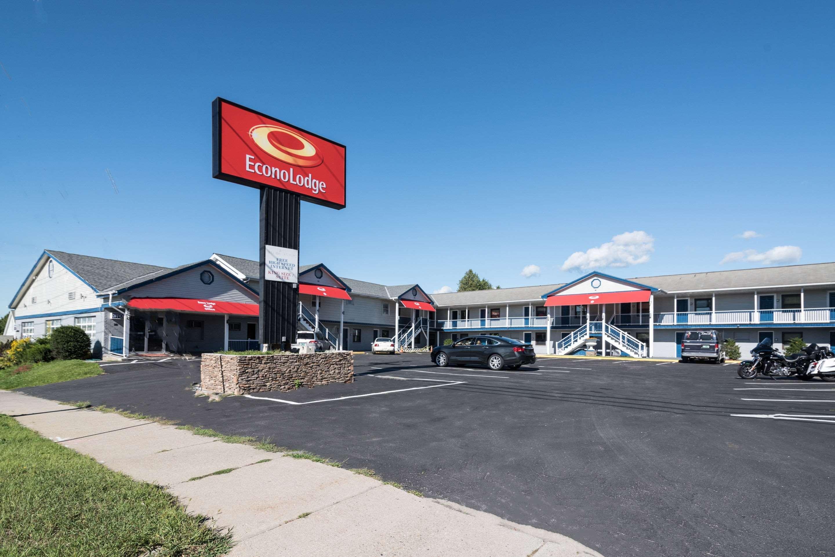 Econo Lodge Rutland City Near Hwy 7 Экстерьер фото