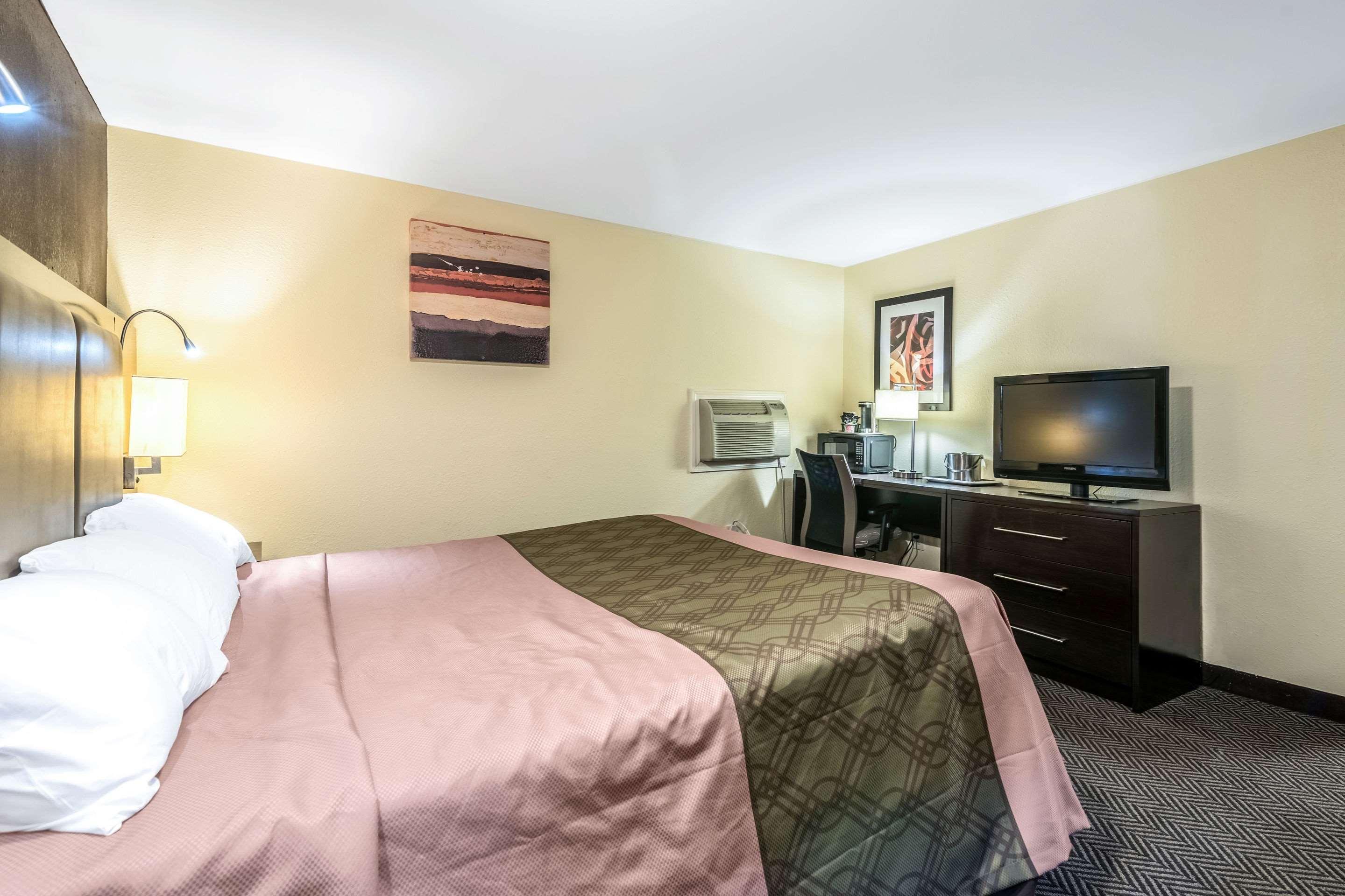 Econo Lodge Rutland City Near Hwy 7 Экстерьер фото